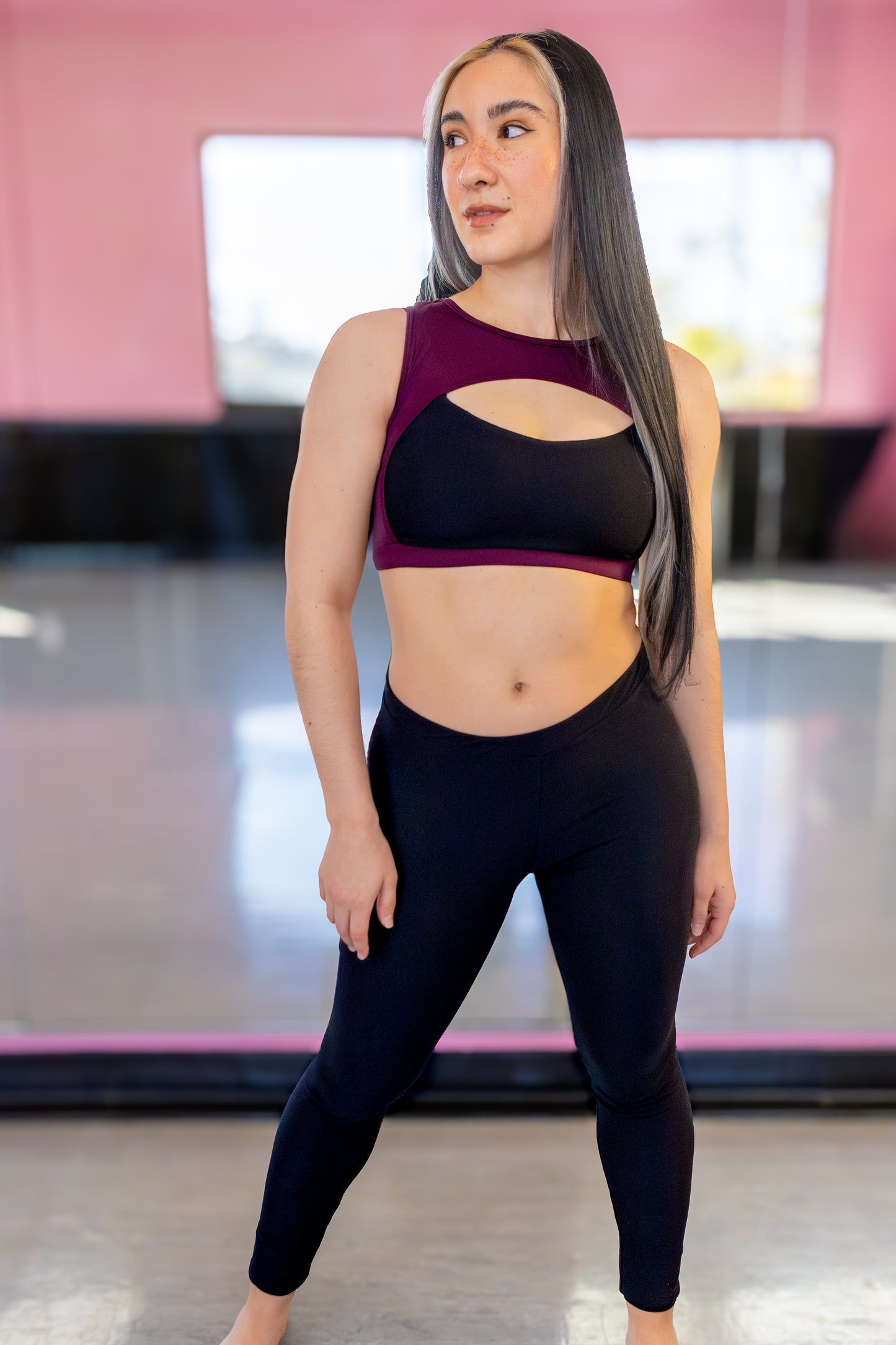 Cadence Cutout Top Infinity Fit